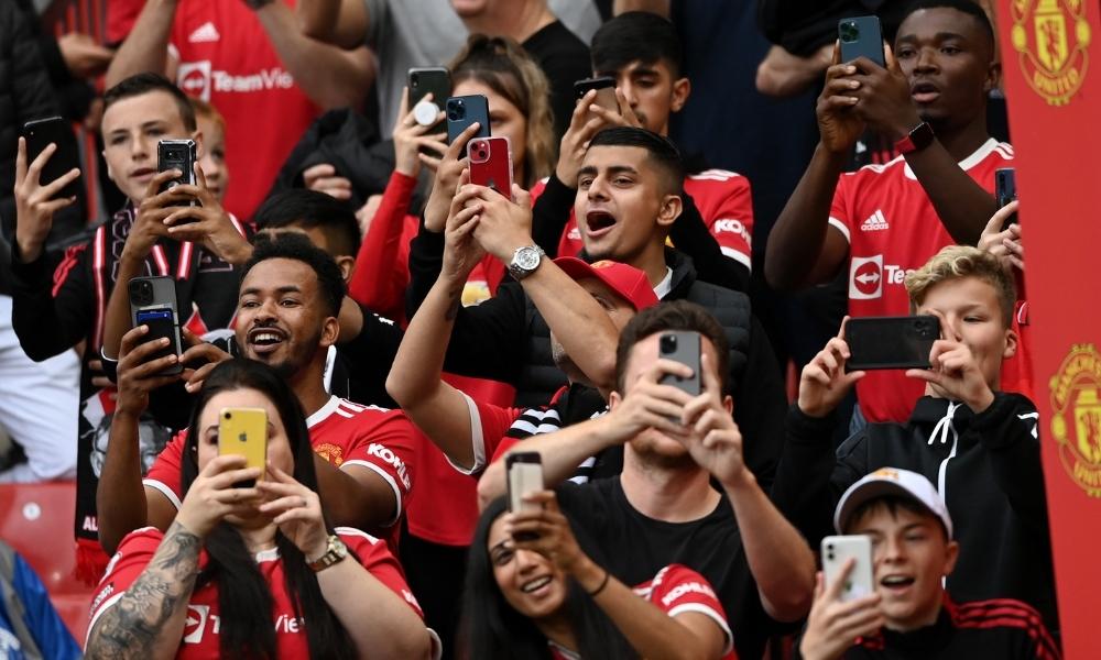 Lebih dari sekadar angka: Bagaimana data olahraga dan sponsor mengubah AI menjadi mesin pertumbuhan penggemar