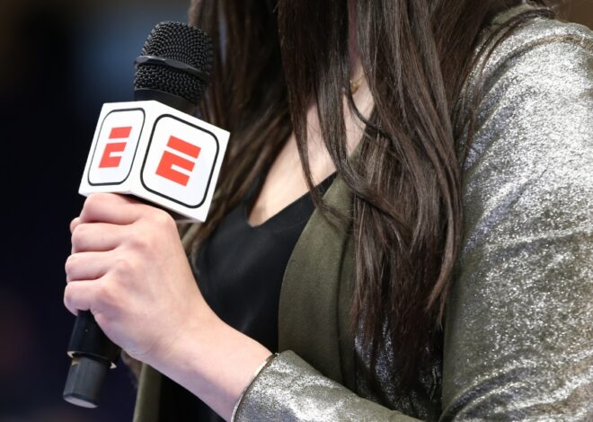 Keuangan dalam Fokus: Perkiraan Laba Disney Tops Menjelang Peluncuran ESPN DTC Saat Peacock Memotong Kerugian