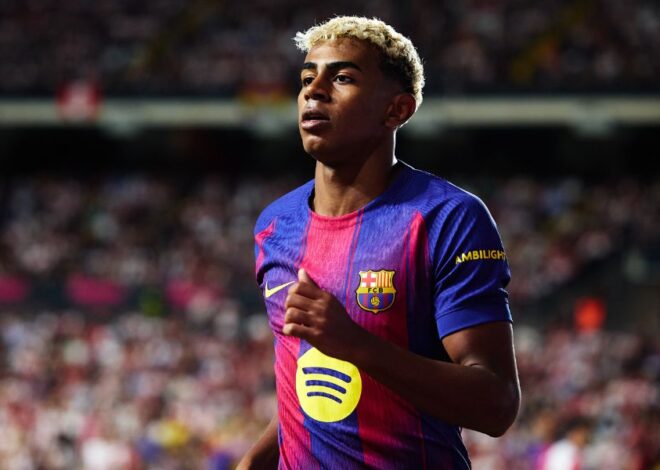 UEFA menunda keputusan atas game Eropa yang dimainkan di luar negeri