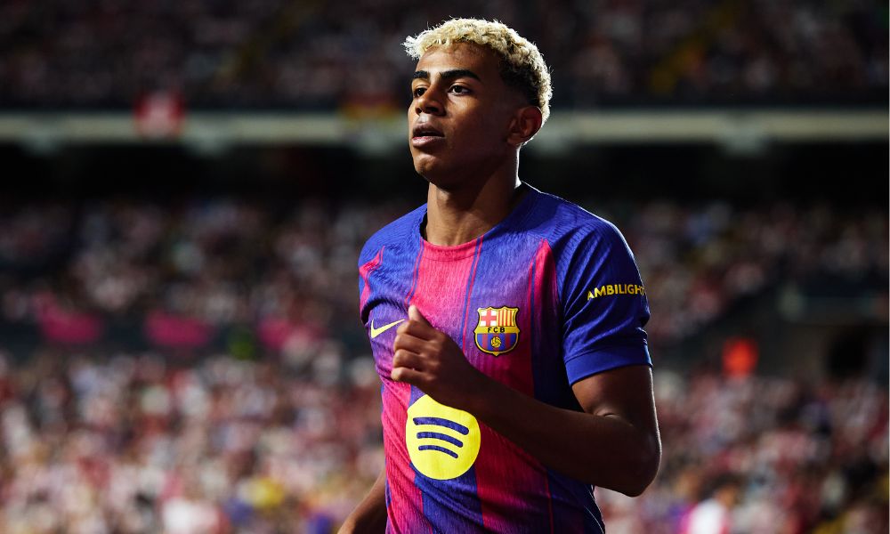 UEFA menunda keputusan atas game Eropa yang dimainkan di luar negeri