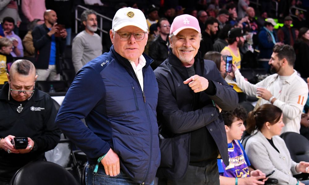 WBD akan dijual saat Paramount mengincar pengambilalihan