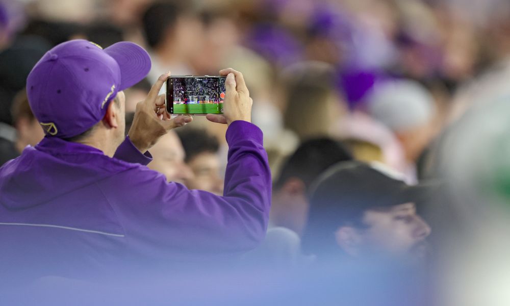 Organisasi olahraga kehilangan US$1 juta+ per tahun karena titik buta data penggemar