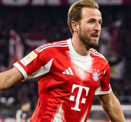 Blog Sepak Bola | Kane menyamai rekor 60 tahun