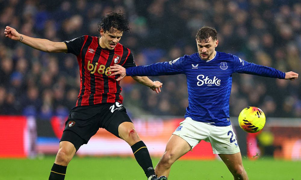 Klub-klub Liga Premier menghadapi larangan sponsorship dari perusahaan taruhan yang tidak berlisensi