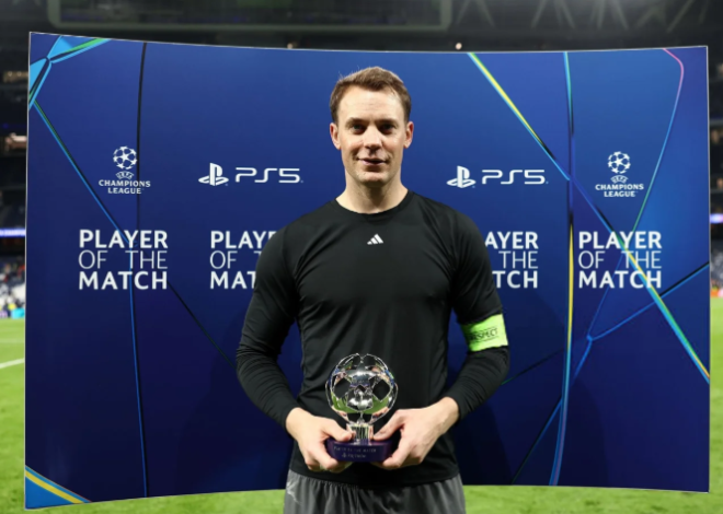 Blog Sepak Bola | Sembilan penyelamatan Neuer